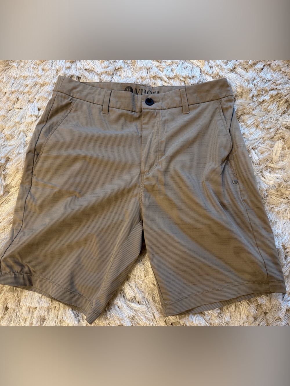 Vuori Meta Shorts